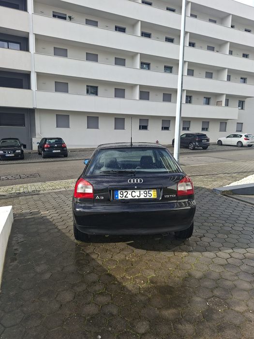 Audi A3 130cv caixa automática