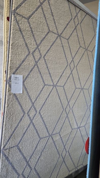Dywan 160x220 z fioletem