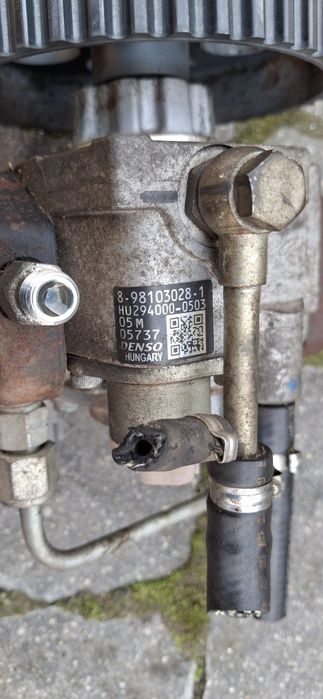 Pompa wtryskowa opel zafira astra j 1.7 cdti