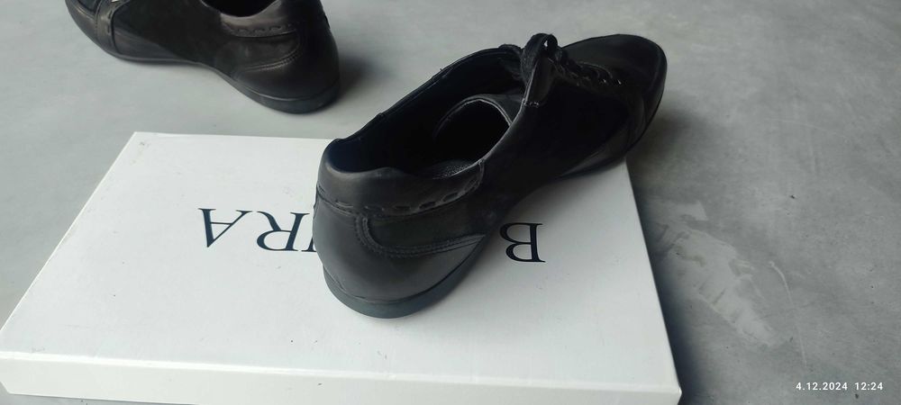 buty marki Badura, numer 42, stan idealny