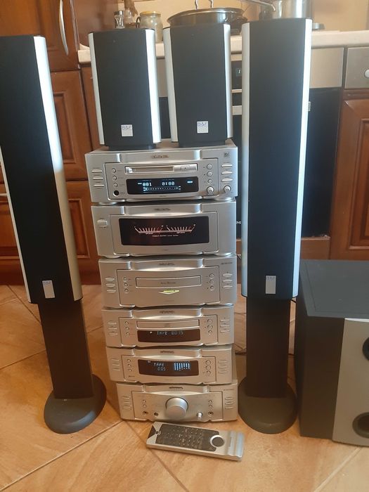 Wieża segmentowa UNIVERSUM