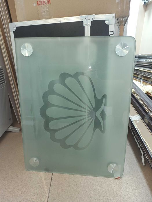 Стол стеклянный 4шт б/у