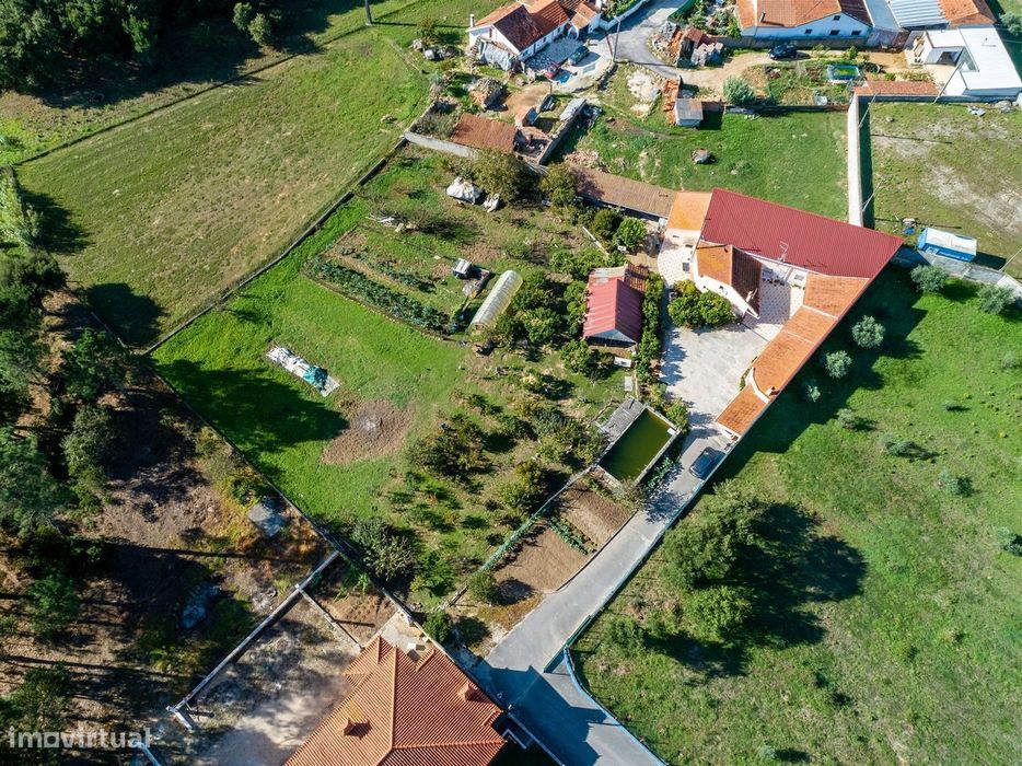 Moradia T5 em São Jorge, Porto de Mós