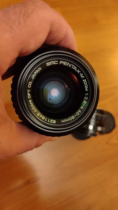 Об'єктив SMC Pentax-M ZOOM 2,8-4 40-80mm та Pentacon 1,8/50 mm auto