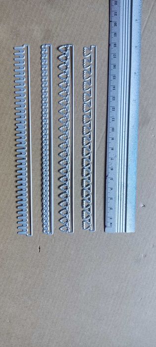 Wykrojniki metalowe scrapbooking quilling kwiatki