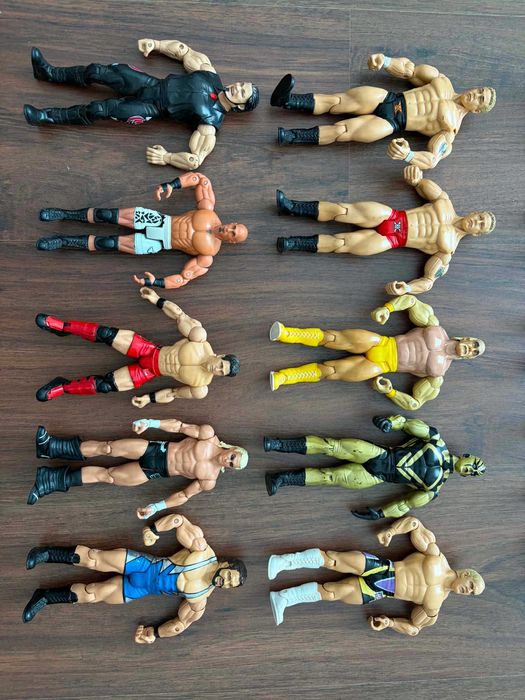 LER DESCRIÇÃO  bonecos com danos wwe wrestling figuras brinquedos
