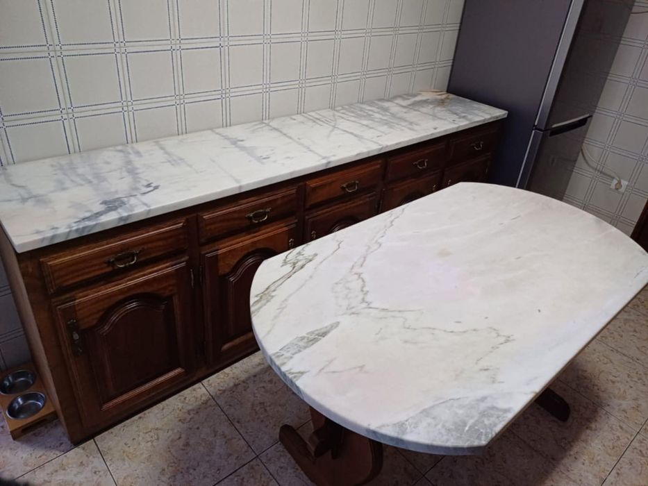 Mesa de cozinha com pedra Mármore