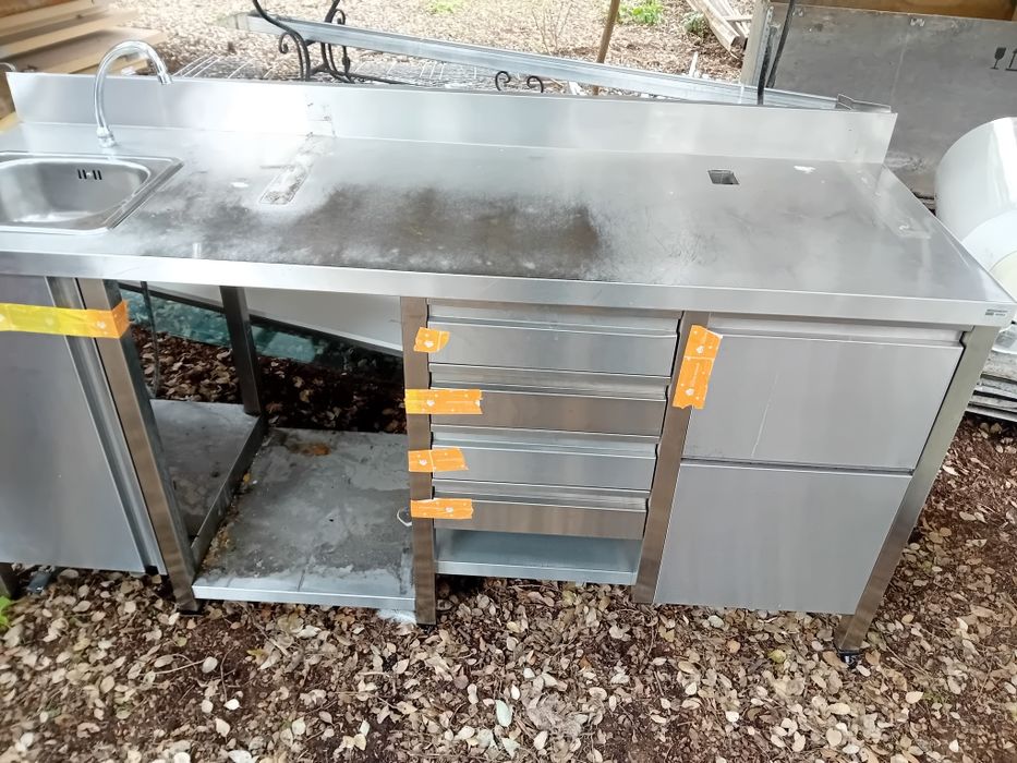 Vendo bancada de inox