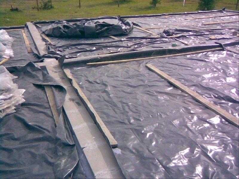 Ocieplenie, poliuretan, izolacja, jak styropian lub wełna