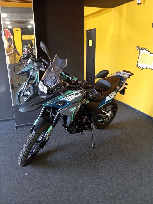 Мотоцикл GEON ADV 300, 4V, МКПП-6