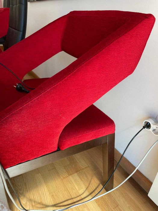 8 Cadeirões sala jantar 240 euros todos