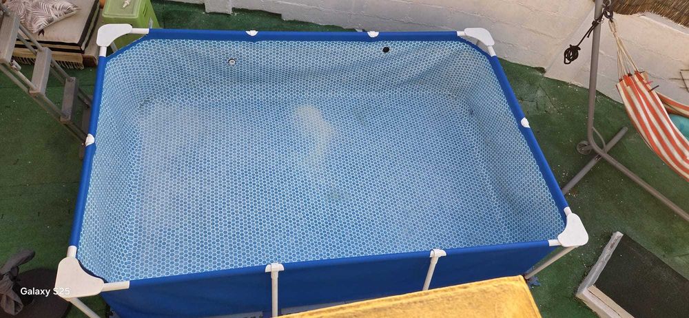 Piscina Intex 300x200x75 c/ Bomba + Capa Sem Uso - Excelente