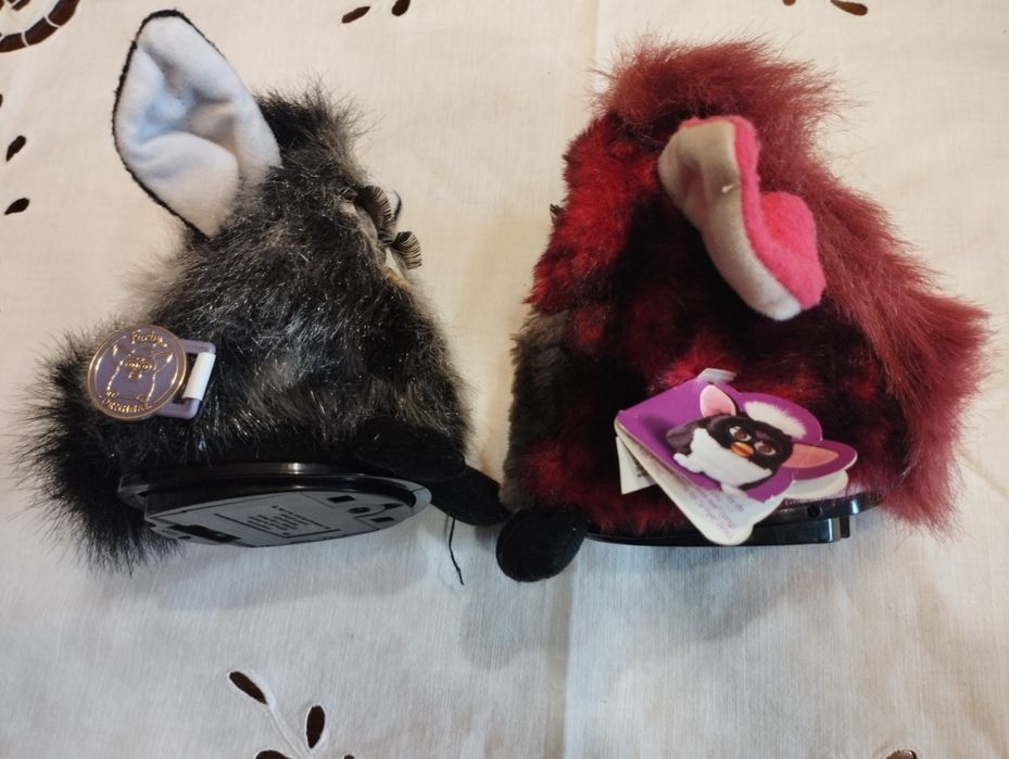 Bonecos Furby original, novos