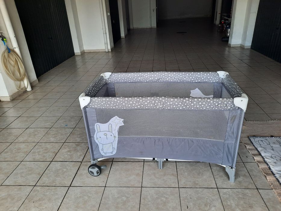 Berço de viagem da Jané