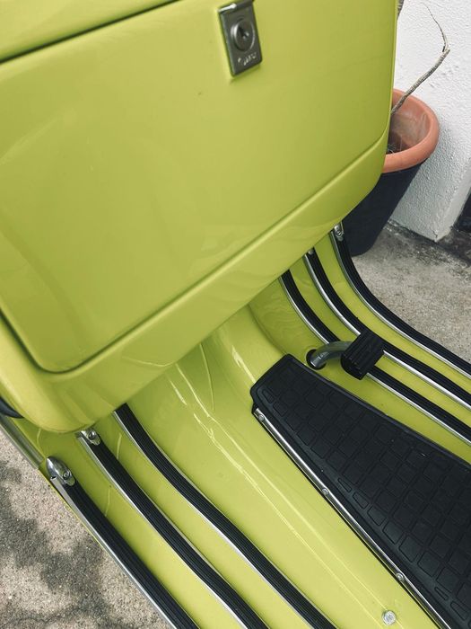 Vespa 125 P125X toda original