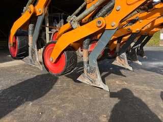 Siewnik do siewu bezpośredniego MZURI PRO-TIL 3T uprawa pasowa