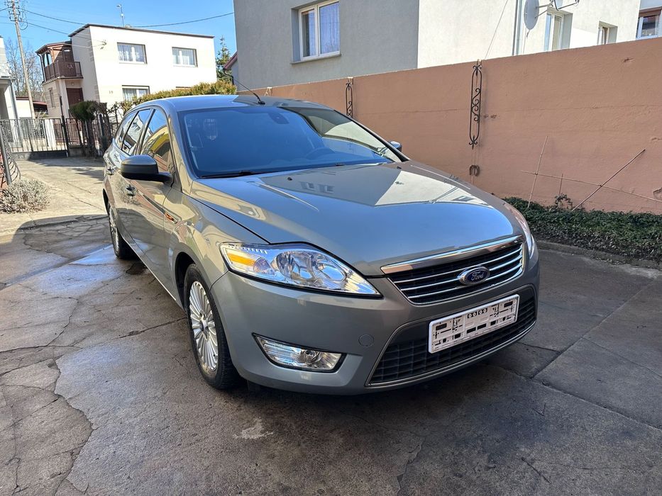 Ford Mondeo Titanium, bezwypadkowy, klimatyzacja, hak
