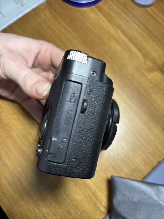 aparat cyfrowy 16xzoom optyczny  4K 48MP 32GB czarny