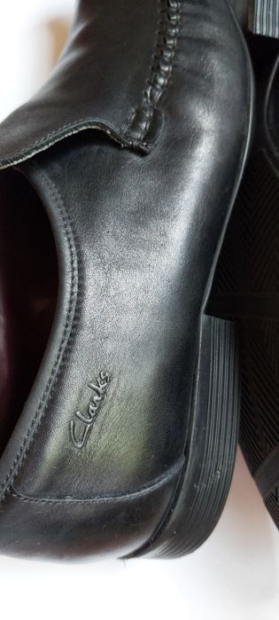 Чоловіче взуття лофери CLARKS
