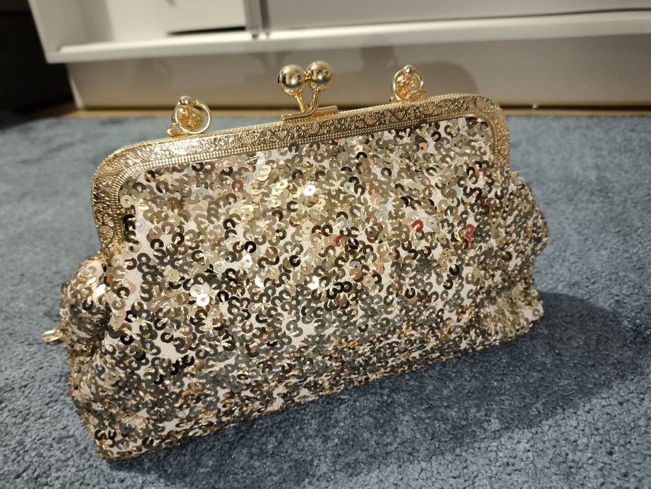 Nowa złota kopertówka cekiny