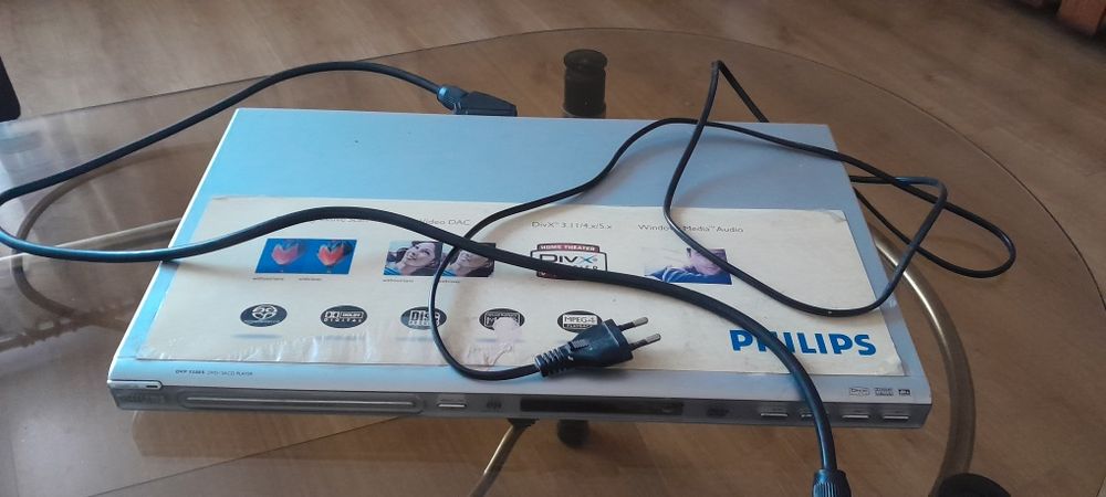 Odtwarzacz DVD/CD marki Philips Baterie kabel euro