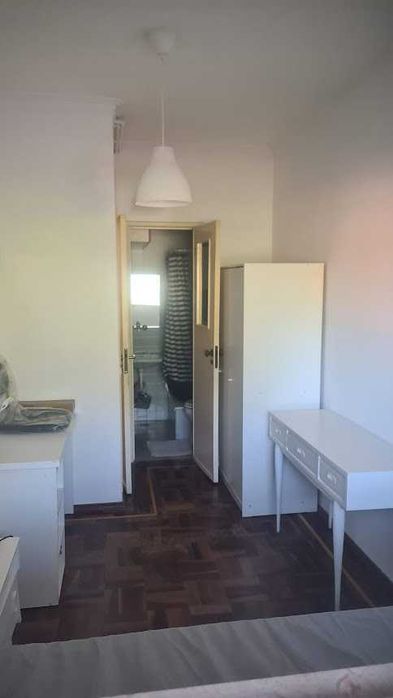 Aluguer de Quarto com Casa de Banho
