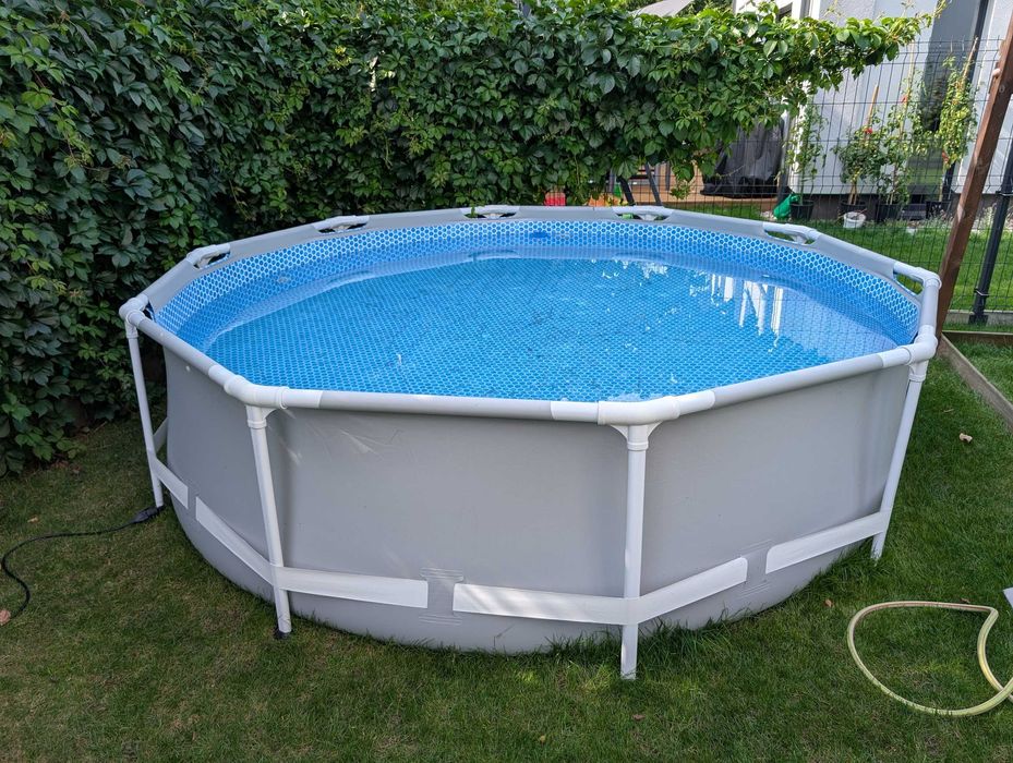 Zestaw basenowy INTEX 26700 roz 305x76 + pompa, mata i pokrywa