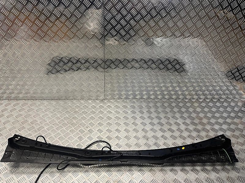 Podszybie Renault Megane V 5 E-Tech R