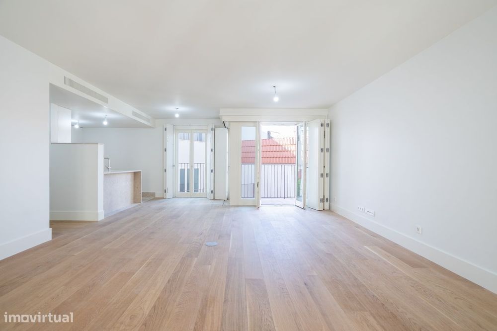 Apartamento T2 De Luxo, A 3 Minutos Da Av. Da Liberdade