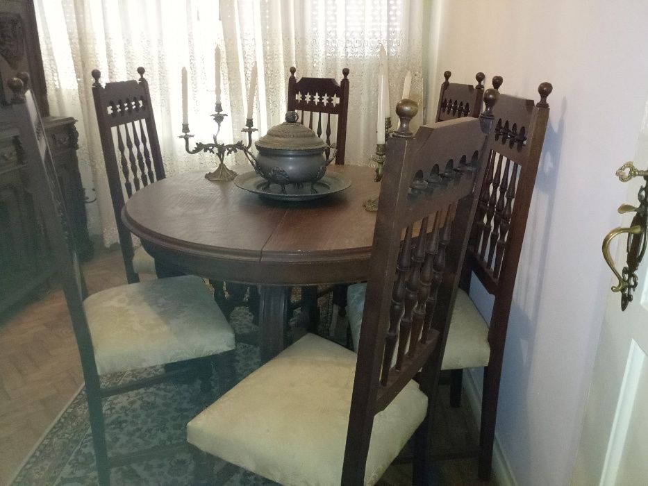 Mobília sala de jantar em bom estado