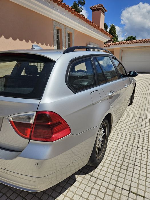 Bmw E90 320d / 2008 — photo 3