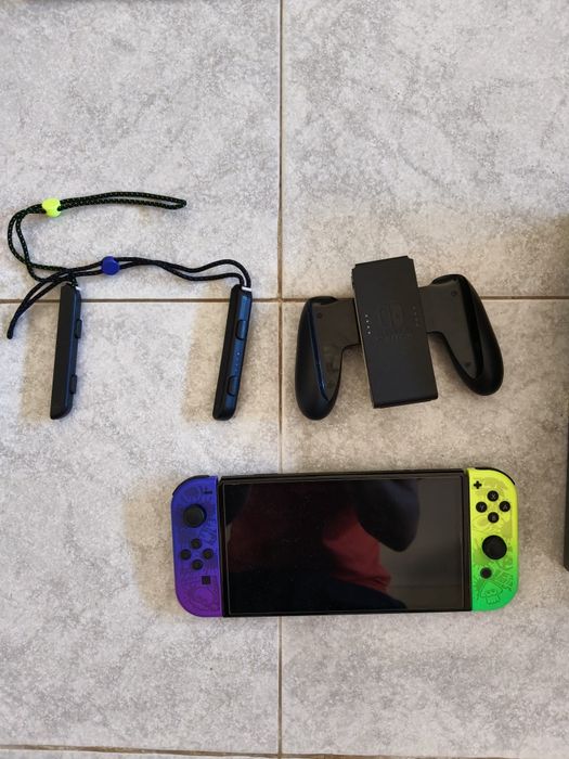 Nintendo Switch OLED