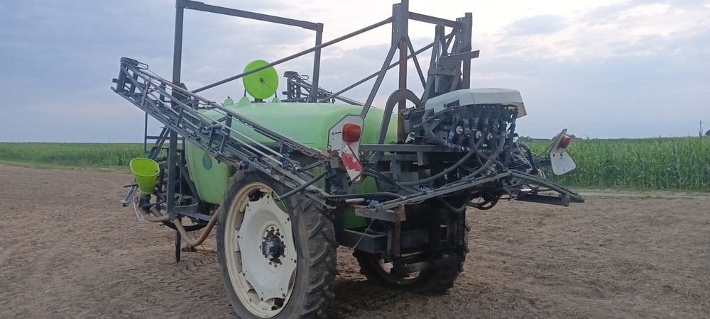 Opryskiwacz 3000l