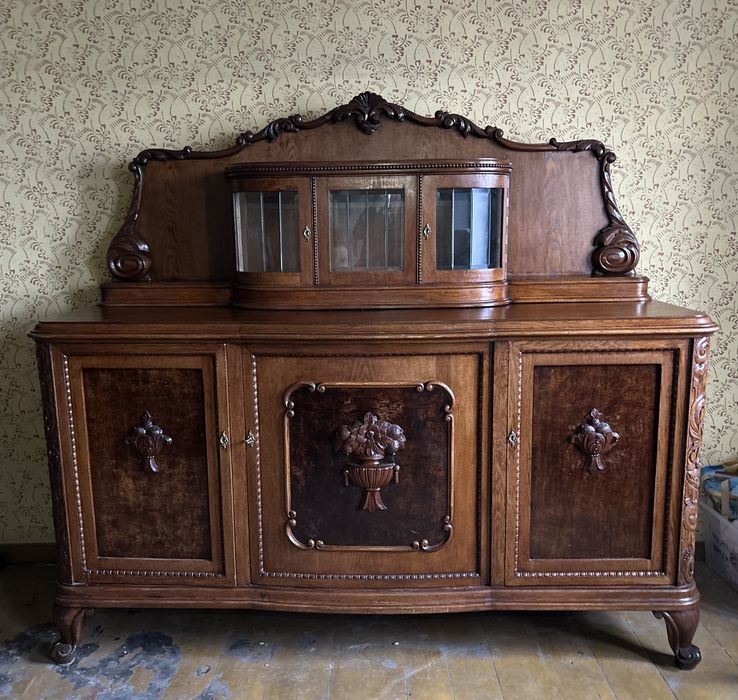 Dębowy Kredens Antyk