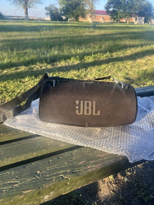 Блютуз колонка JBI