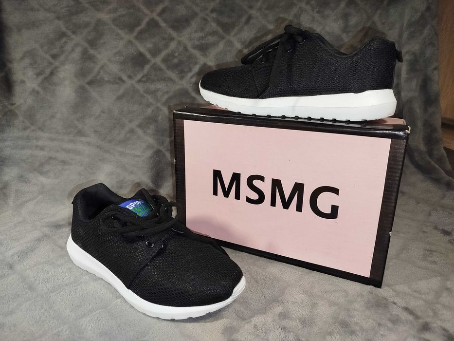 Wygodne adidasy na platformie