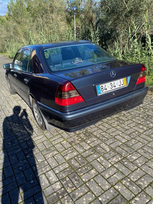 Mercedes C200 elegance poucos kms