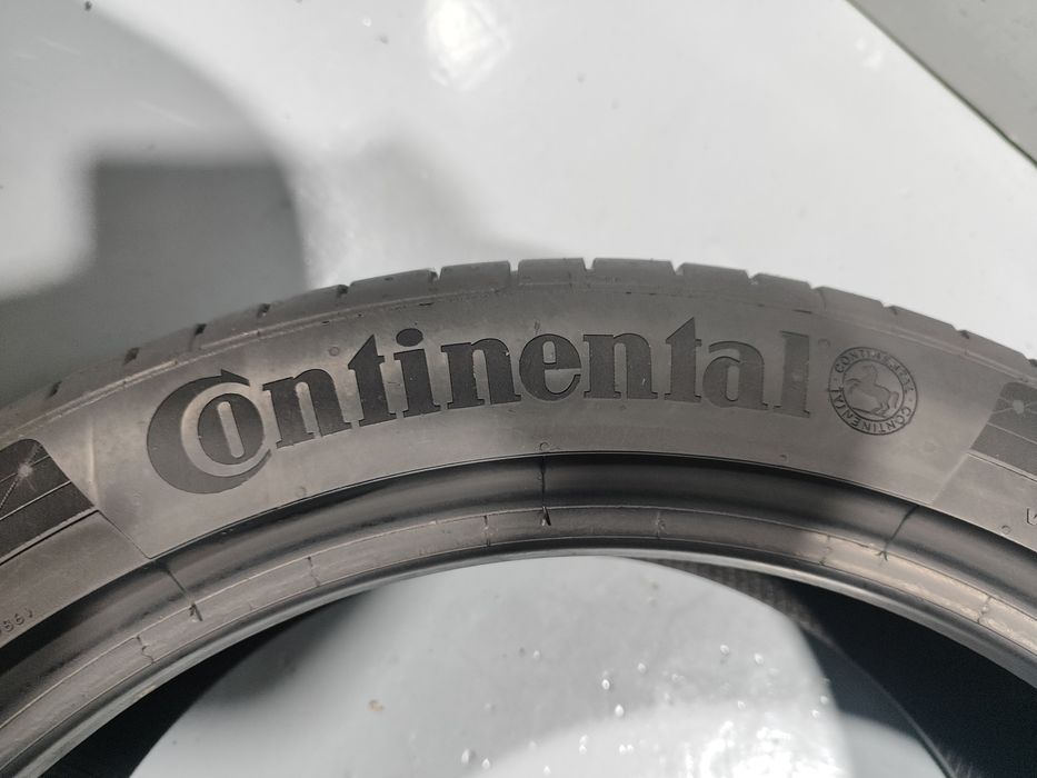 2 pneus semi novos 225-45R19 Continental - Oferta dos portes