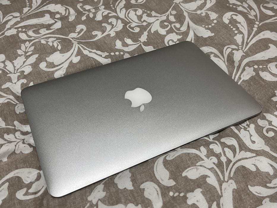 MacBook Air 2015 11”