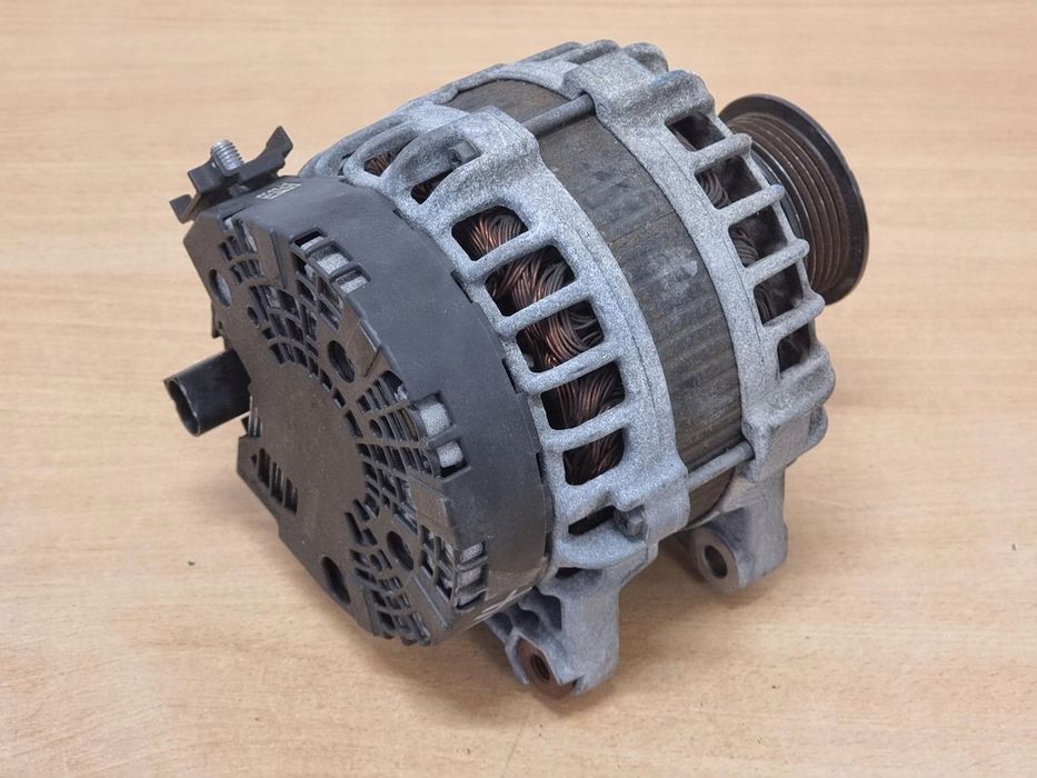 Alternator volvo V60 S60 V70 S80 XC60 XC70 2.0 D4 30659580
