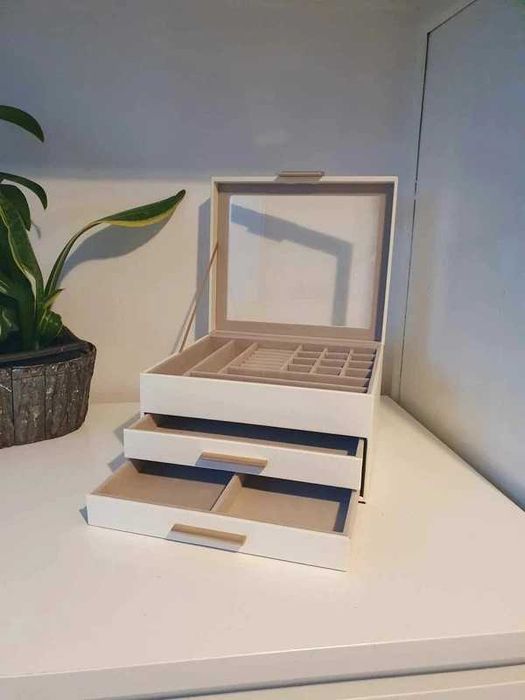 Kuferek szkatułka organizer na biżuterię kosmetyki prezent