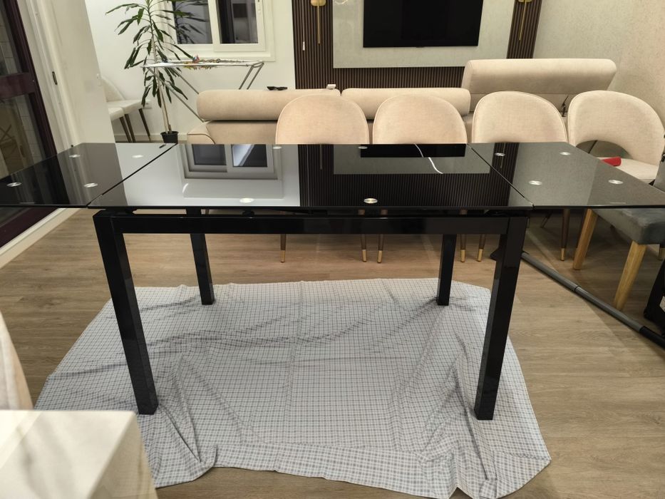 Mesa extensível de vidro temperado