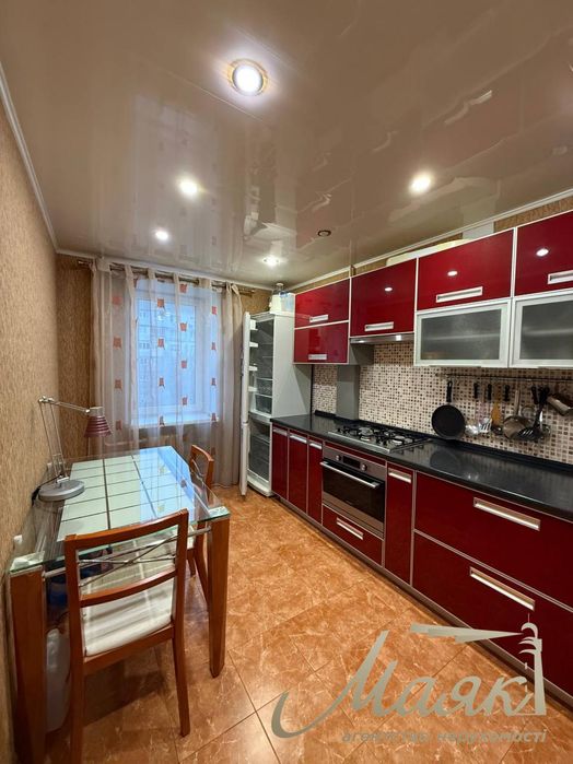 Продаж трикімнатної квартири, Шевченківський район