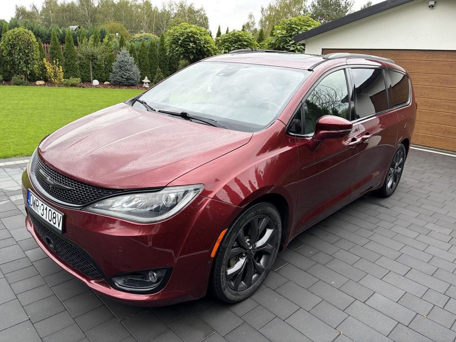 Chrysler Pacifica