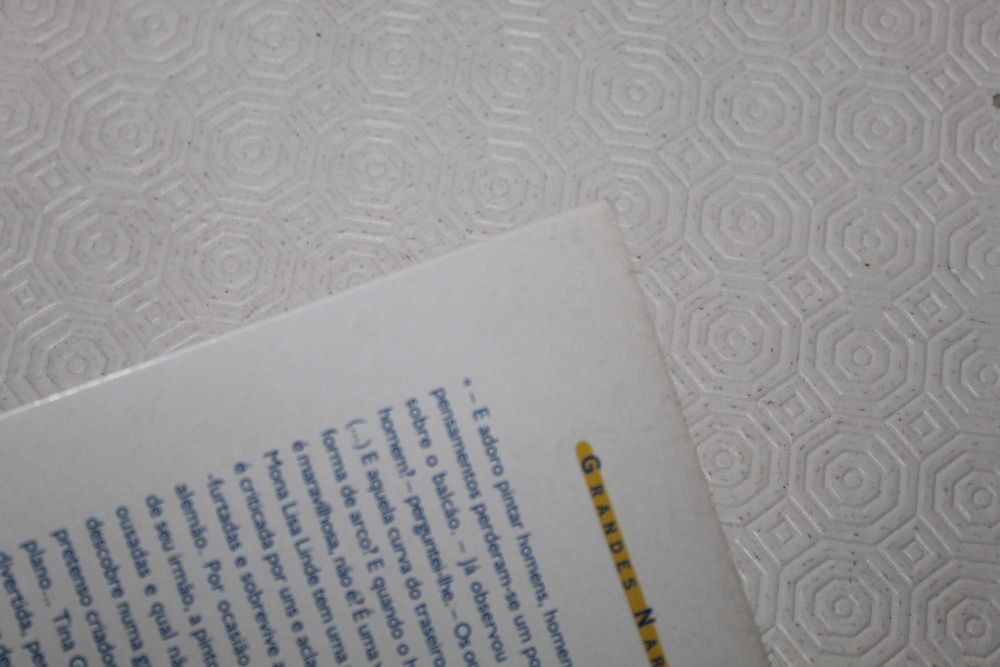 Precisa-se de Homem Nu