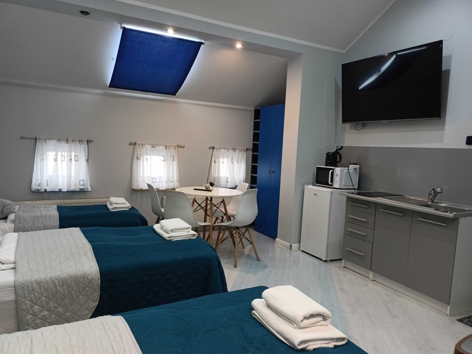 Komf.pokoje z łazienką, aneksem kuch.smart TV,netflix