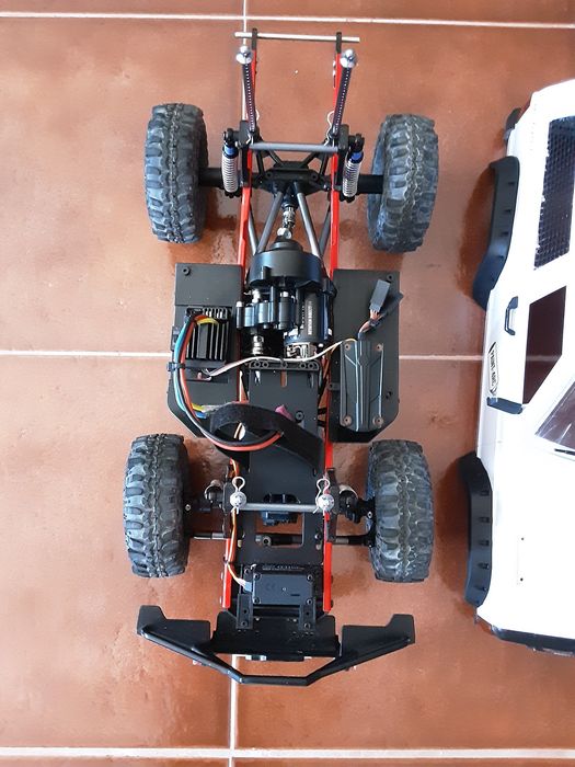 Crawler scale 1.0 scx 2 injora cherokee