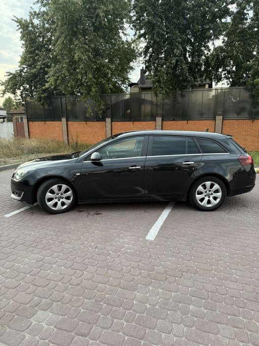 Opel insignia sport tourer Рестайлинг