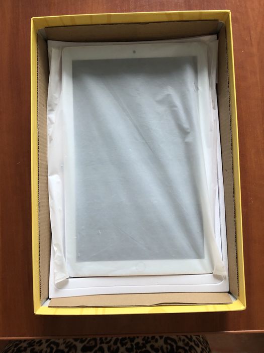 Продам планшет в не рабочем состоянии