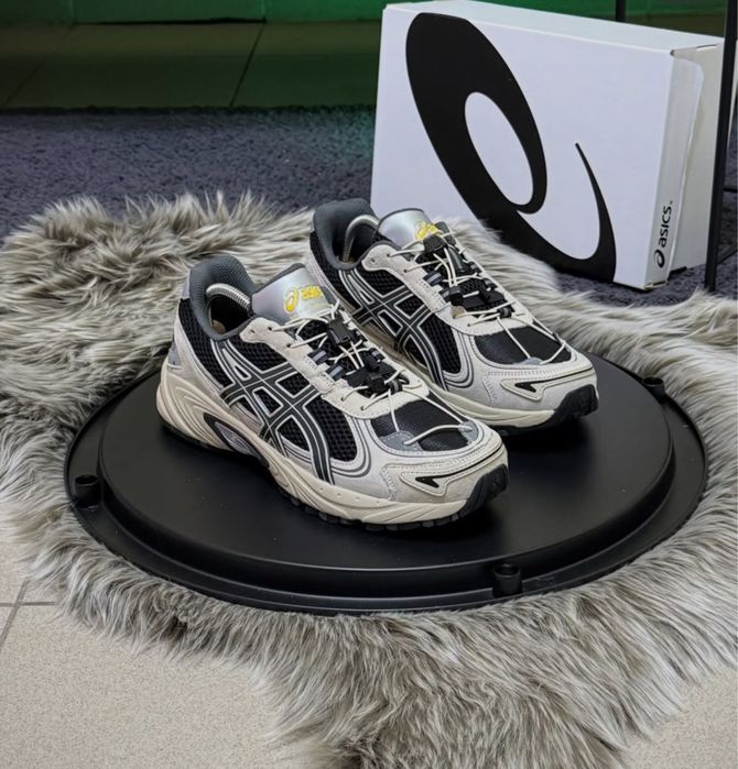 Кросівки ASICS Gel-Kahana TR V4